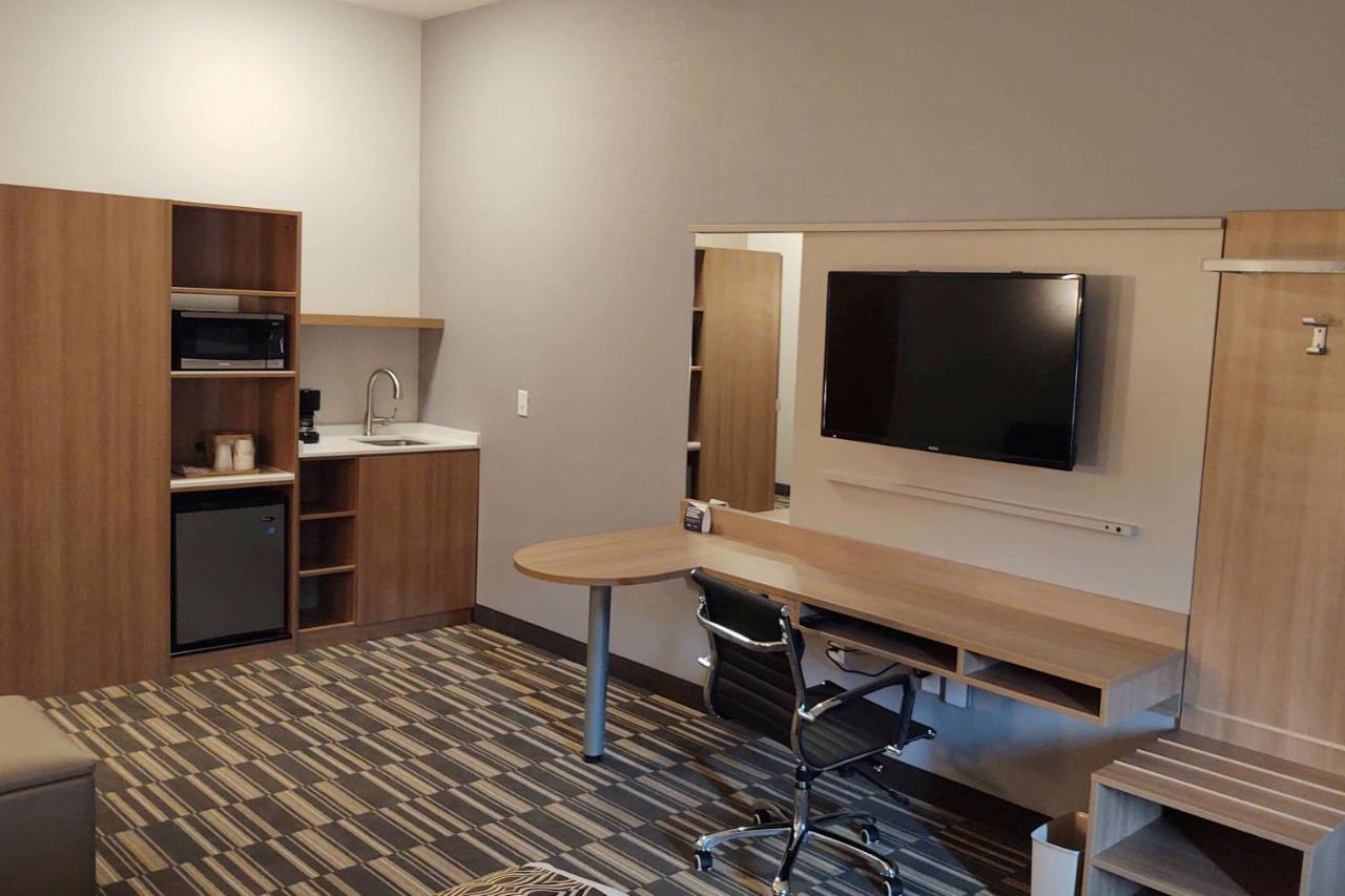 Microtel Inn & Suites By Wyndham Liberty Ne Kansas City Area Екстер'єр фото